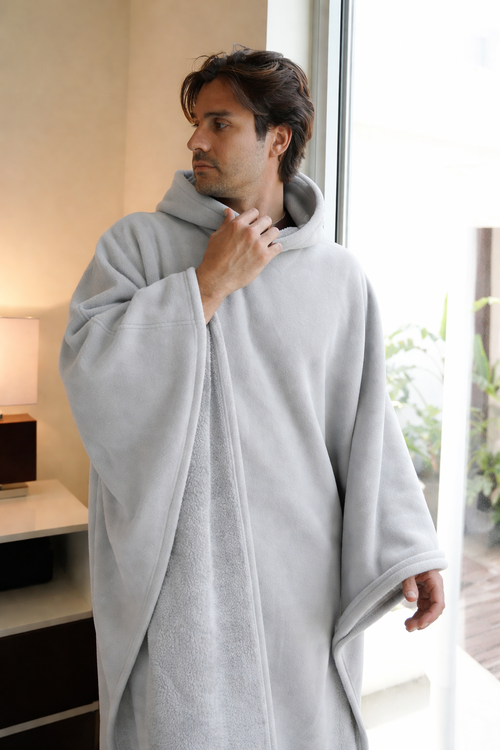 Le Hoodie Qui Change Vos Soirées.